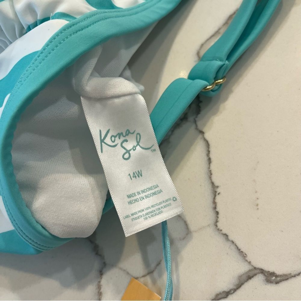 3/$20 🦋 NWOT Kona Sol One Piece Swimsuit Blue Striped Women’s 14W Plus Size - Picture 4 of 7